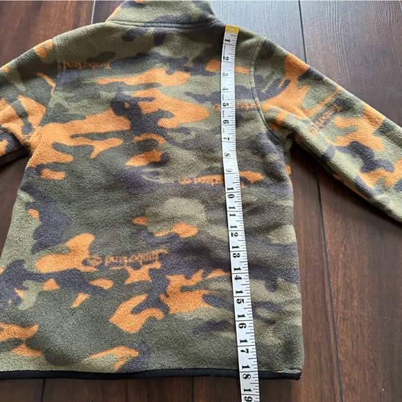 Timberland Camouflage Fleece Sweater, Boy Size 5 - Picture 9 of 11